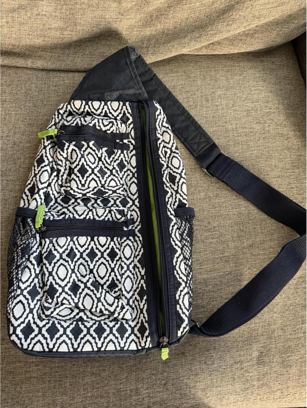 Thirty One Sling Back Pack Navy Perfect Pendant Slingback Shoulder Bag